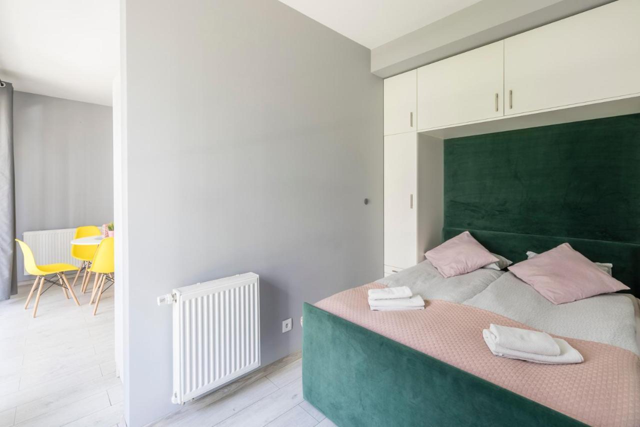 Apartamenty Stare Zoo Zajezdnia Poznań Exteriör bild